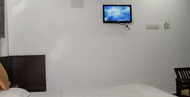 ホテル パーム ビュー レジデンシー ヴァドーダラー エクステリア 写真